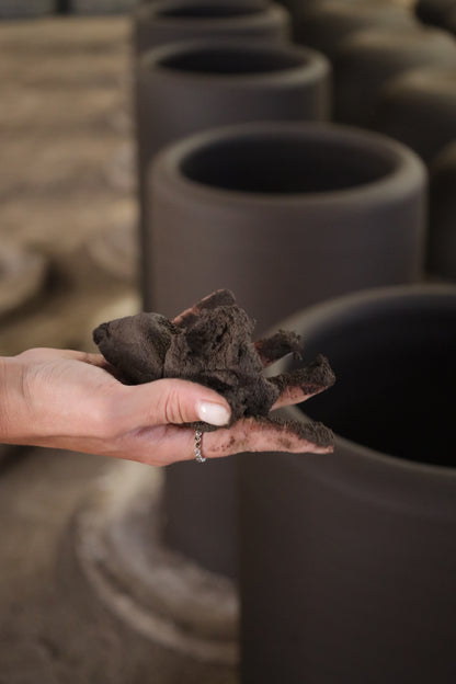 Maceta básica de barro